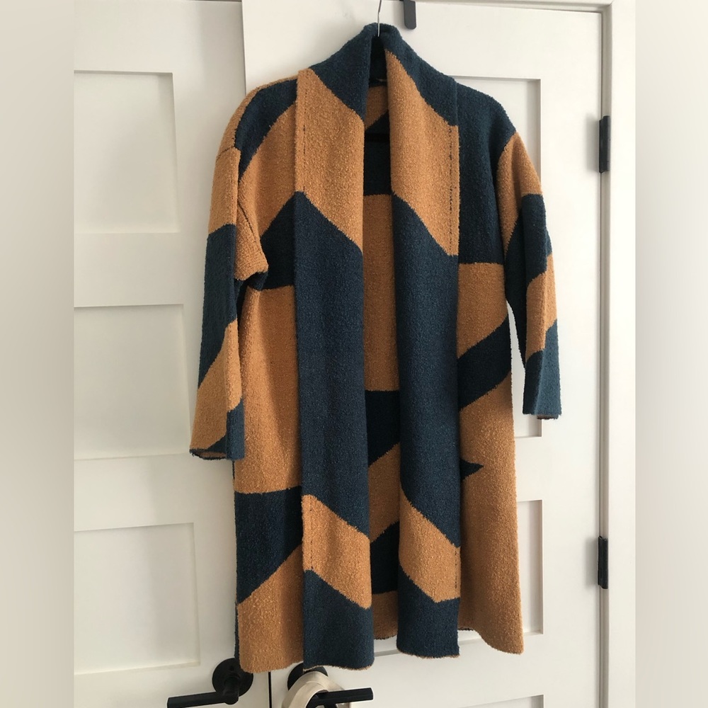 Misook Oversized Geometric Pattern Cozy Knit Card… - image 4